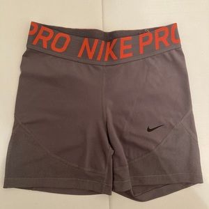 NIKE PRO GREY SHORTS